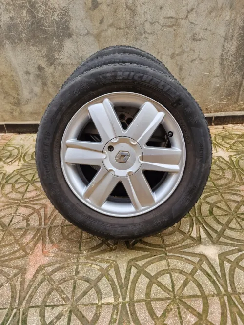 Pneus Alpin 5