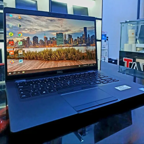 DELL 5400 i5 8th gen 256GB SSD 8GB RAM