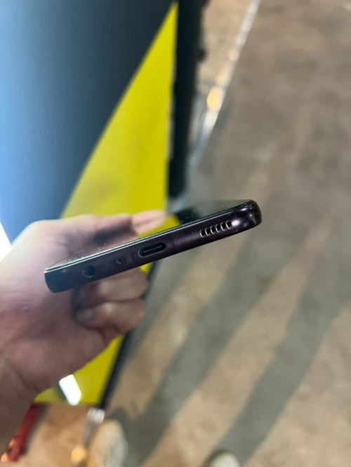 SAMSUNG A24