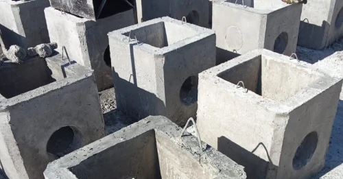 Regard de visite en béton armé غرف التفتيش من الخرسانة المسلحة