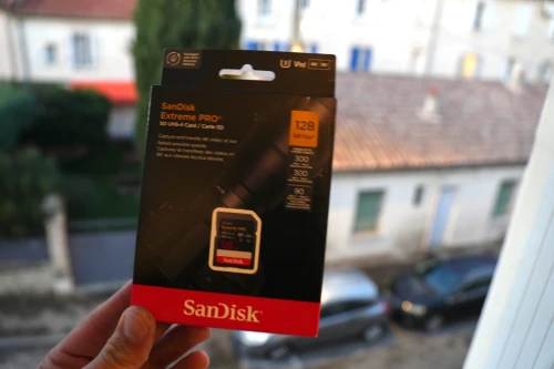 Carte sd sandisk V90 ush ii (bon prix)