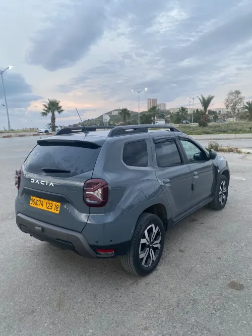 Dacia Duster 2023 Journey