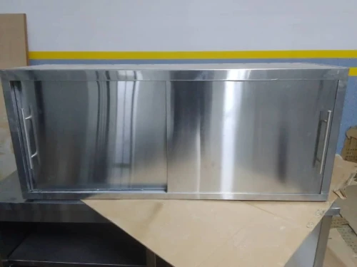 Meubles inox table de travail chariots