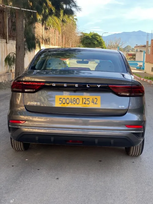 Geely Emgrand 2025 1.5 126ch