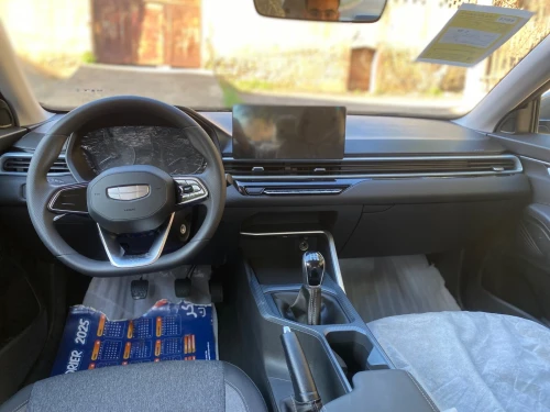 Geely Emgrand 2025 1.5 126ch