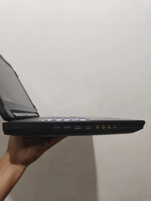 Pc gamer msi gt72vr 6re  pc portable gaming laptop 