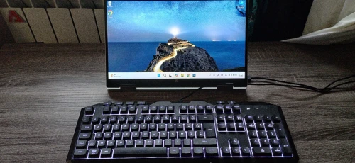HP pavilion x360 Convertible 15-er - Écran tactile 15.6 " - i7 12ème gen - 1tb