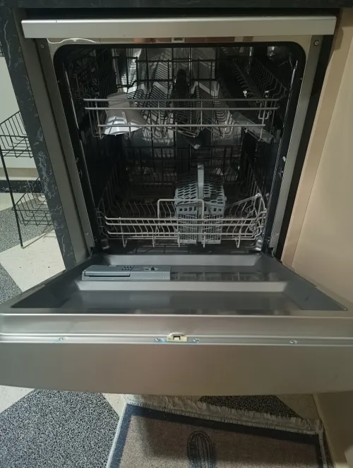 Lave vaisselle midea