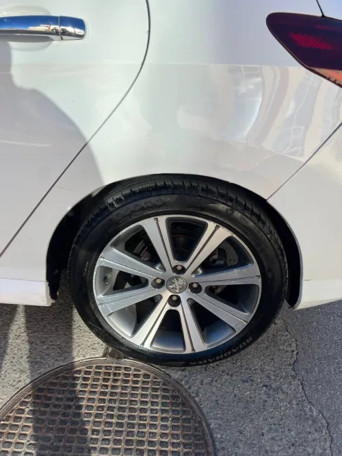 Peugeot 308 2013 Français