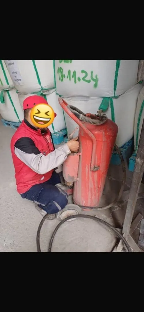 بيع تركيب و تصليح معدات الحماية و المكافحة ضد الحريق