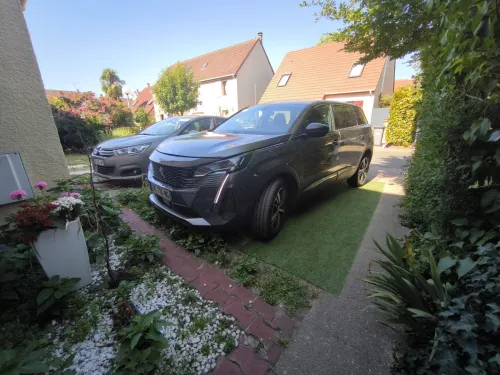 Peugeot 5008 2022 