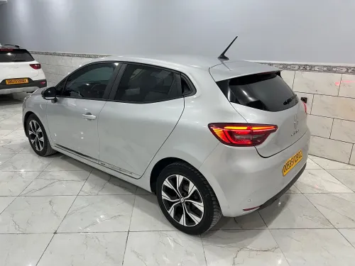 Renault Clio 5  2023 Evolution