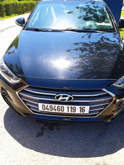 Hyundai Elantra 2019 