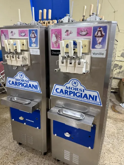 Machine carpigiani 