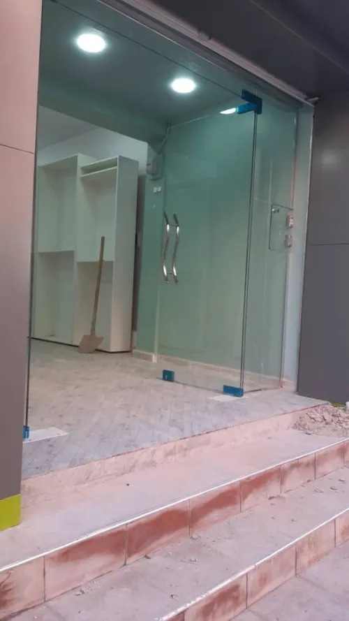 Vitrin et cabine de douche verre trempé