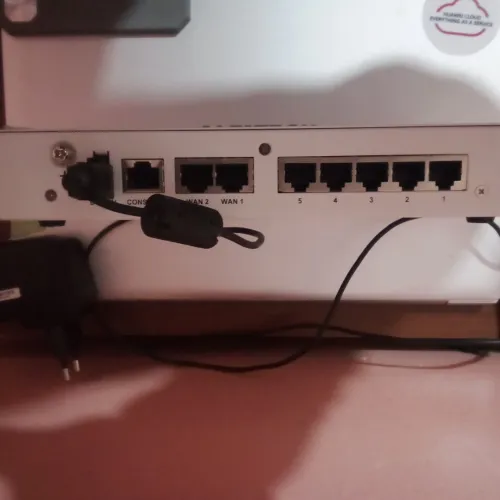 Firewall Fortinet 50E Sécurité réseau complète + Load Balancer