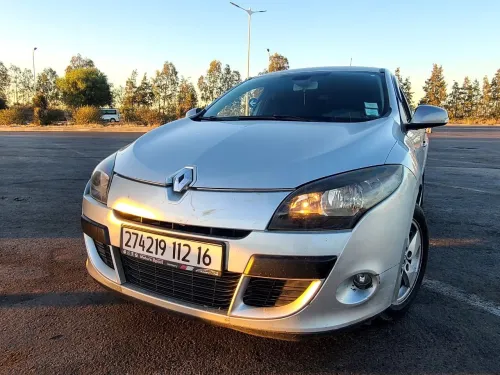 Renault Megane 3 2012 Play