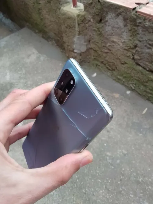 Oneplus 8t 5G fissuré 128Gb 8+8Gb ram  snapdragon 865 batterie 4500 120 hz PUBg 90 fps prix fix💯🔥 Oneplus 8t 5G