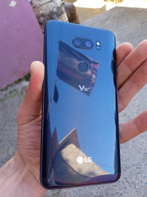 Lg v30+ 128G 4g écran p oled snapdragon 835 batterie 3300 1 sul puce حابة جديدة💥 Lg v30+