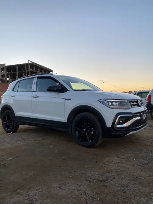 Volkswagen T-Cross 2025 R-line