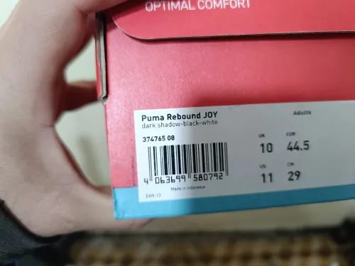 PUMA Rebound joy
