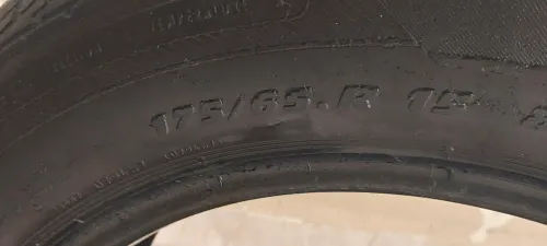 Pneus 175/65R15