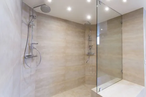 verre trempé ( vitrines, cabine de douche italienne, rampes d'escalier, garde corps) 