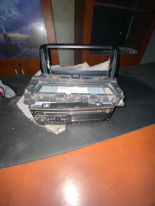 Auto radio poste + console complet Peugeot 
