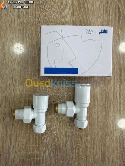 ROBINET SECHE LINGE FLR BLANC PEX
