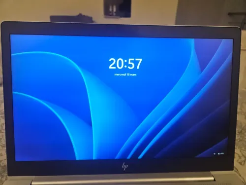 hp elitebook 850 5G i5