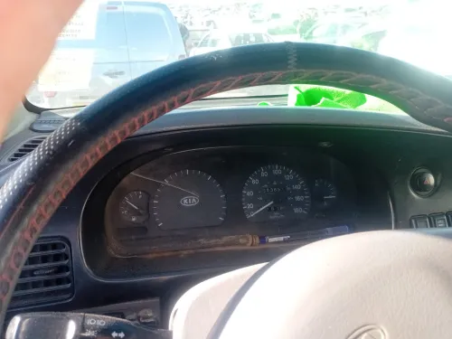 Kia Pregio 2004
