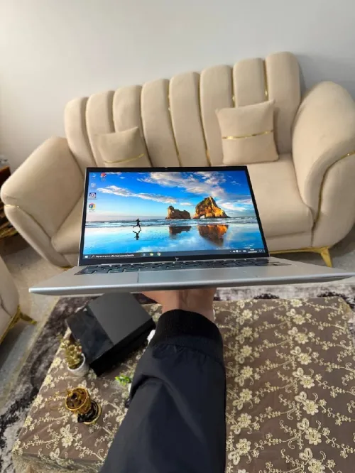 Hp elitebook 845 G10  Amd Rayzen 7pro 1t/32