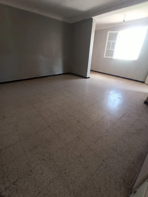 Vente Appartement F2 Béjaïa Seddouk