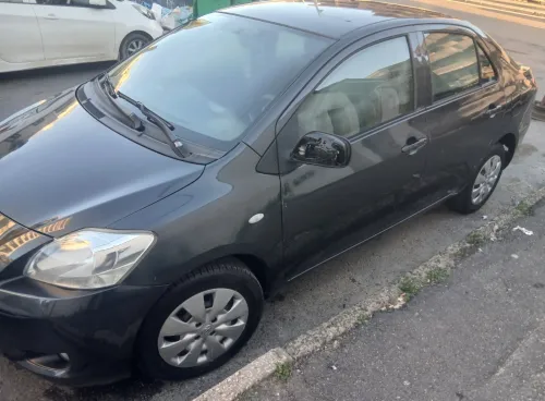 Toyota Yaris Sedan 2010 Yaris Sedan