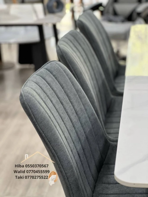 chaise en lin / cuir/ paollo et velours