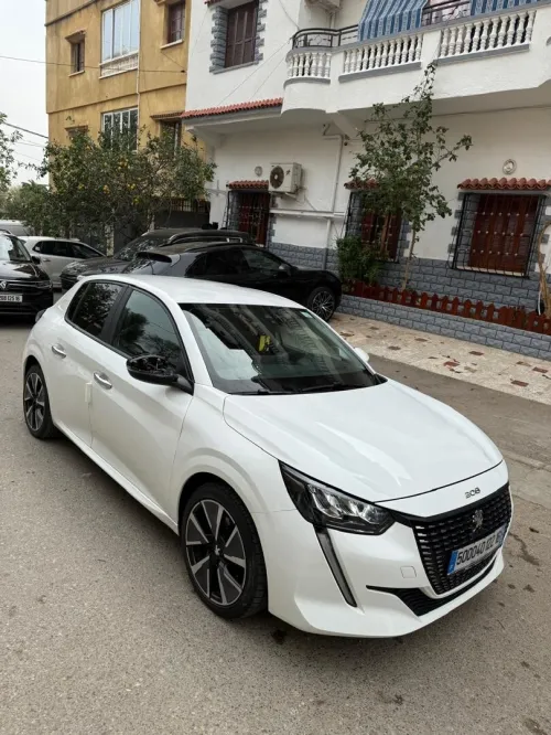 Peugeot 208 2022 
