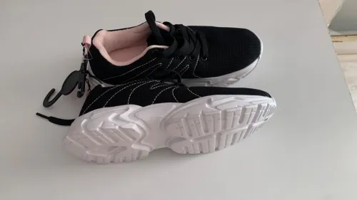 Des baskets pour filles