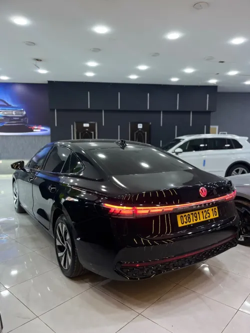 Volkswagen Passat 2025 Pro