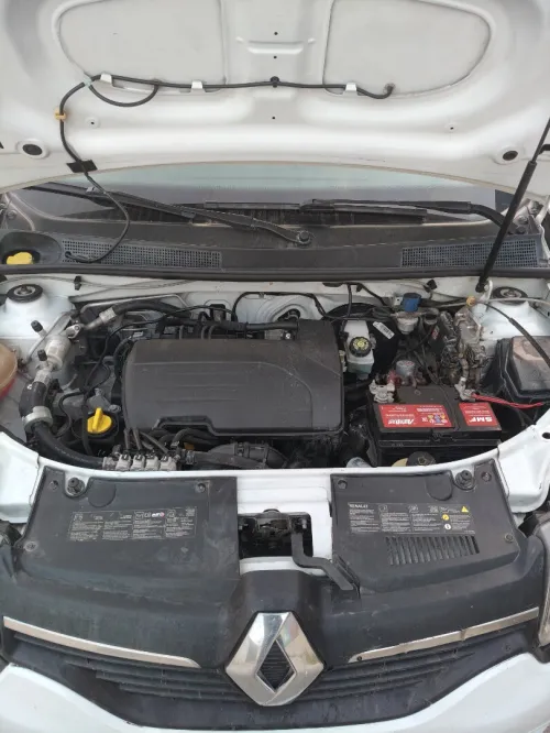 Renault Symbol 2015 Romaine