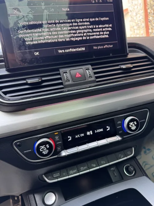 Audi Q5 2023 Slin