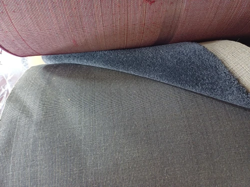Moquette avec des couleurs  trop demandée beige, blue,, maron, bordeaux.... 