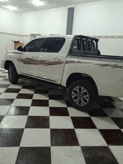 Toyota Hilux 2020 LEGEND DC 4x4 Pack Luxe