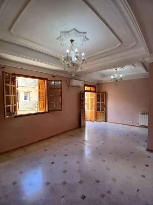 Location Appartement Niveau de villa F4 Alger El achour