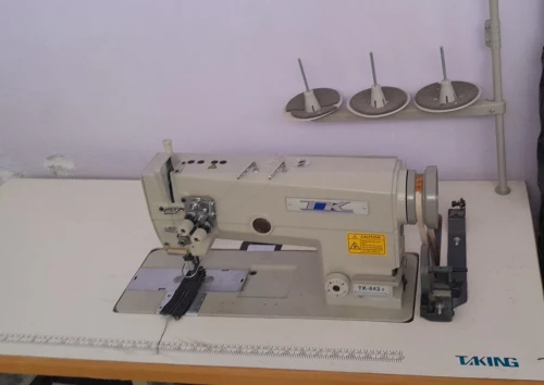 Machine à coudre 