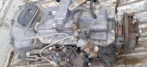 boite pompe injection hyundai hd 120
