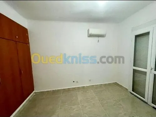 Location Appartement F4 Alger Souidania