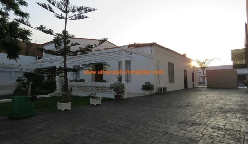 Location vacances Villa Oran Ain el turck