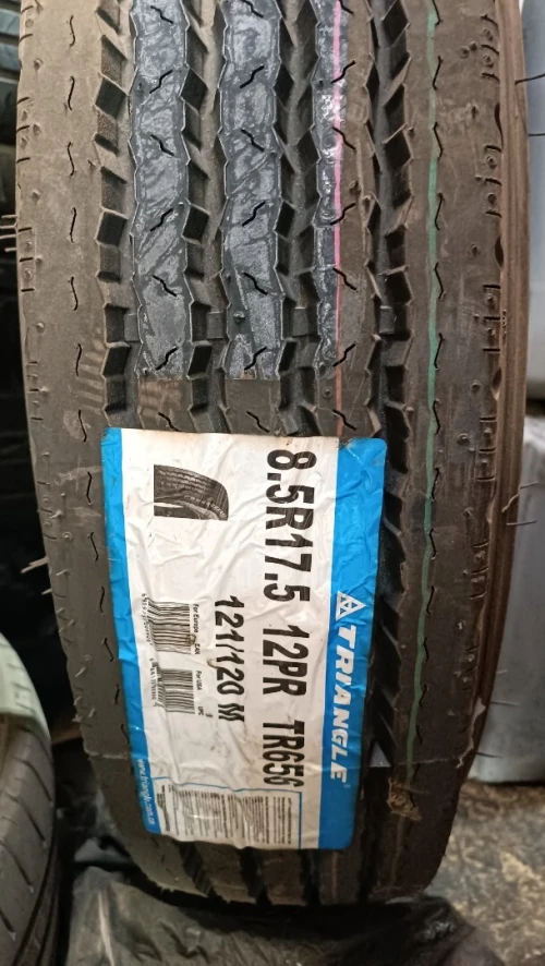 Pneu 8.5r17.5 triangle