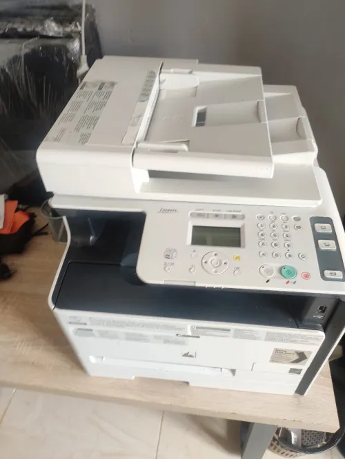 Imprimante laser avec couleur MF 8040