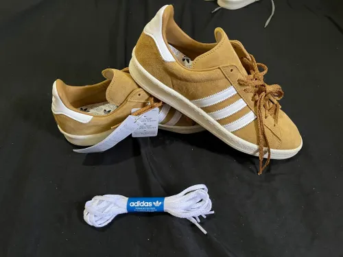 Lot de 6 paires de Adidas Campus 80s édition limitée neuves 44